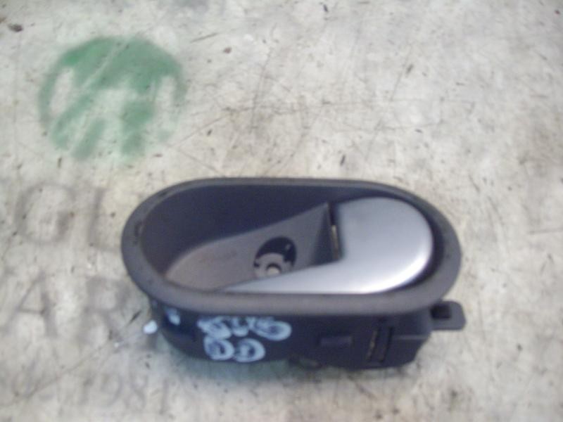 Recambio de maneta interior delantera derecha para ford fiesta (cbk) trend referencia OEM IAM   
