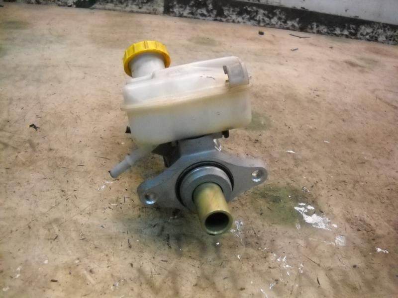 Recambio de bomba freno para ford fiesta (cbk) trend referencia OEM IAM   