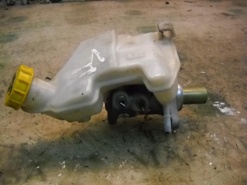 Recambio de bomba freno para ford fiesta (cbk) trend referencia OEM IAM   