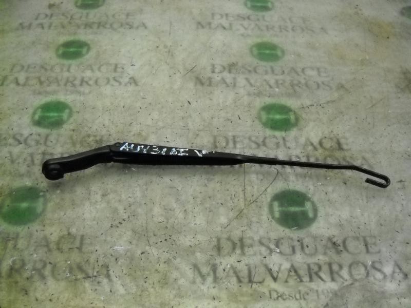 Recambio de brazo limpia delantero izquierdo para nissan micra (k12e) acenta referencia OEM IAM   