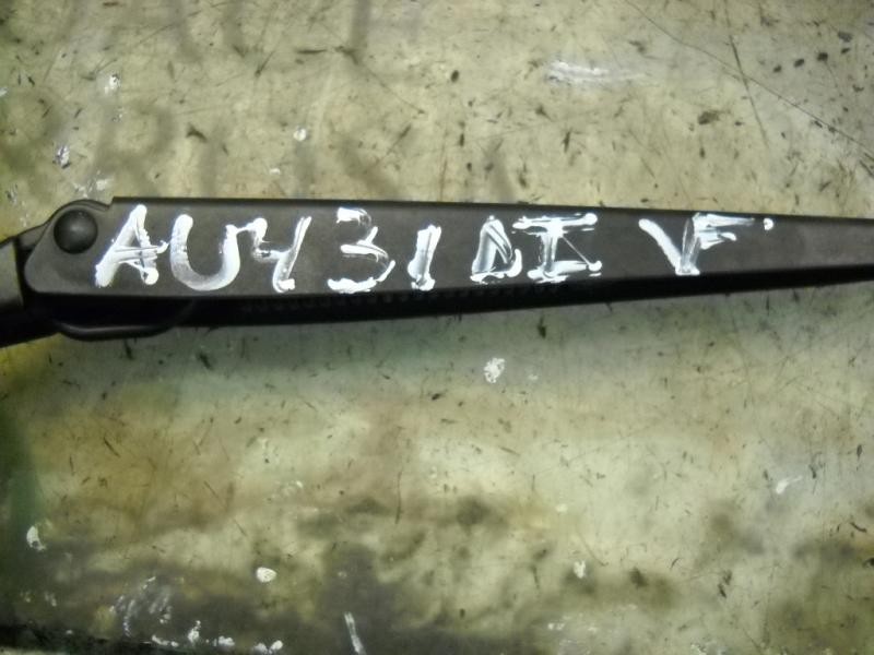 Recambio de brazo limpia delantero izquierdo para nissan micra (k12e) acenta referencia OEM IAM   