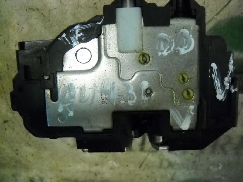 Recambio de cerradura puerta delantera derecha para nissan micra (k12e) acenta referencia OEM IAM   