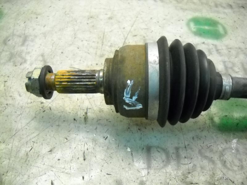 Recambio de transmision izquierda para nissan micra (k12e) acenta referencia OEM IAM   