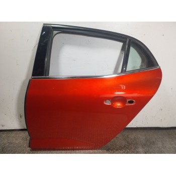 PUERTA TRASERA IZQUIERDA 821015121R 