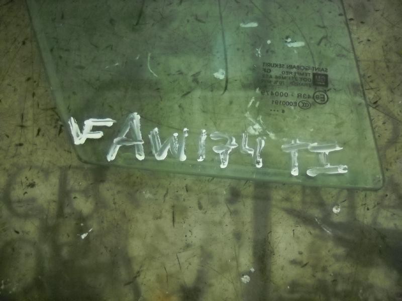 Recambio de cristal puerta trasero izquierdo para opel corsa d cosmo referencia OEM IAM   