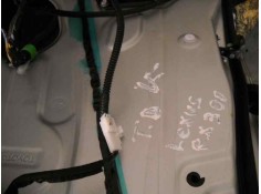 Recambio de puerta trasera derecha para lexus rx300 (mcu15) luxury referencia OEM IAM    2