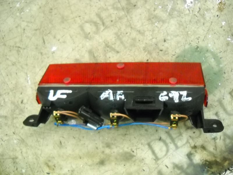 Recambio de piloto trasero central para chrysler pt cruiser (pt) 2.0 limited referencia OEM IAM   