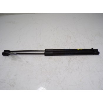 AMORTIGUADORES MALETERO / PORTON 82A827552 82A82755202S 