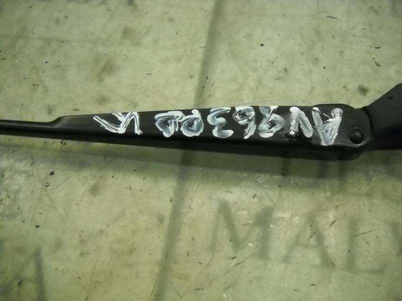 Recambio de brazo limpia delantero derecho para renault clio ii fase ii (b/cb0) authentique referencia OEM IAM   