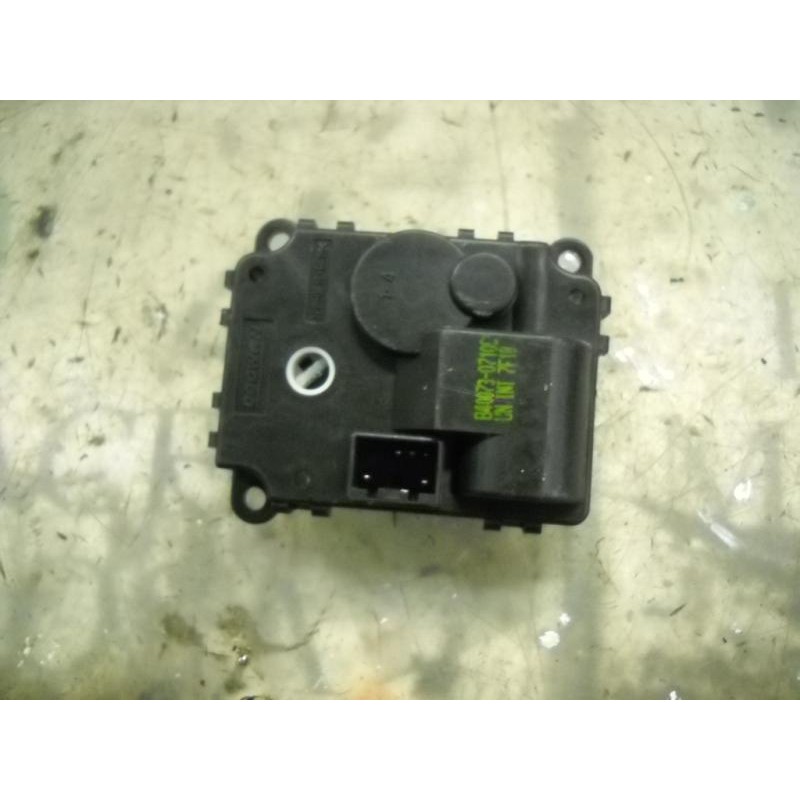 Recambio de motor apertura trampillas climatizador para kia carens (un) 2.0 crdi referencia OEM IAM 971251D000  