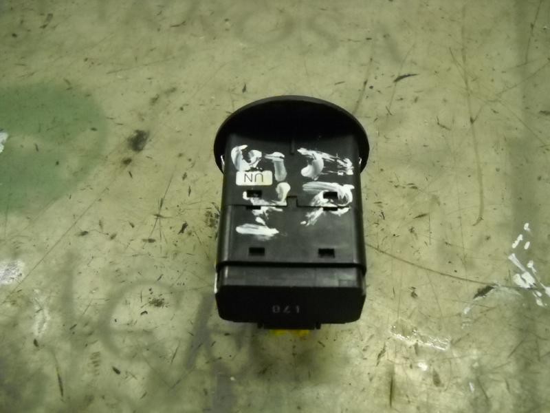 Recambio de modulo electronico para kia carens (un) 2.0 crdi referencia OEM IAM   