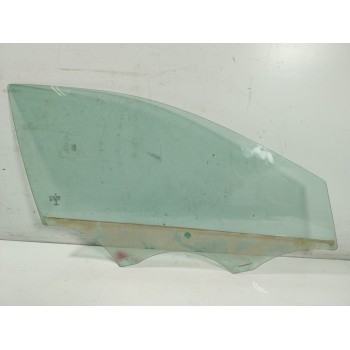CRISTAL PUERTA DELANTERO DERECHO A1567250210 