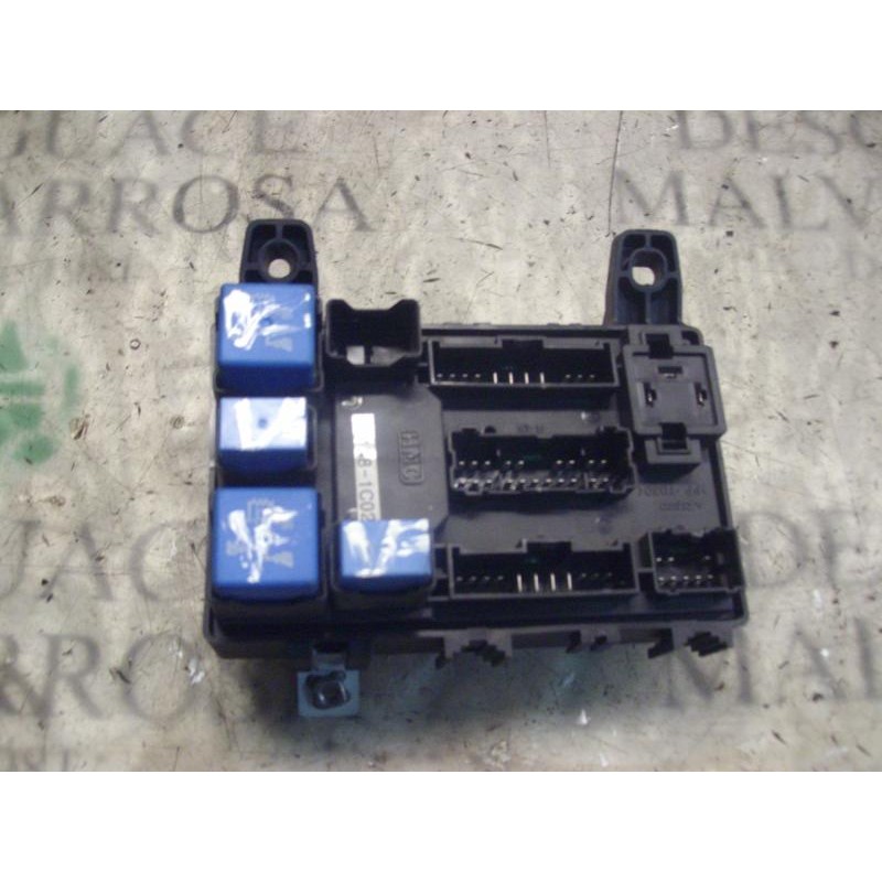 Recambio de caja reles / fusibles para hyundai getz (tb) 1.1 gl referencia OEM IAM 911981C020 911981C020 