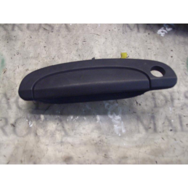 Recambio de maneta exterior delantera izquierda para hyundai getz (tb) 1.1 gl referencia OEM IAM   