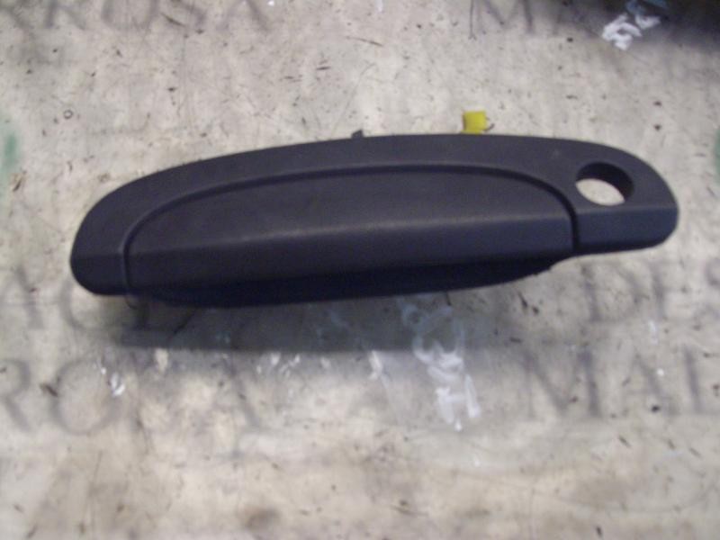 Recambio de maneta exterior delantera izquierda para hyundai getz (tb) 1.1 gl referencia OEM IAM   