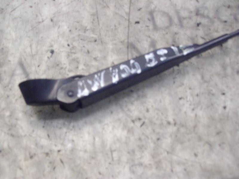 Recambio de brazo limpia delantero izquierdo para opel corsa c sport referencia OEM IAM   