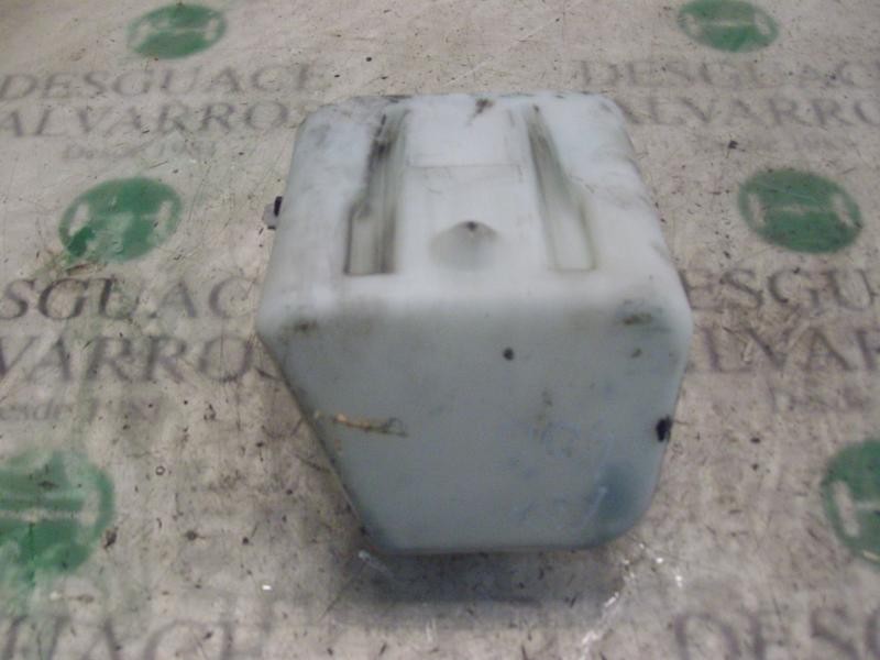 Recambio de deposito limpia para opel corsa c sport referencia OEM IAM   