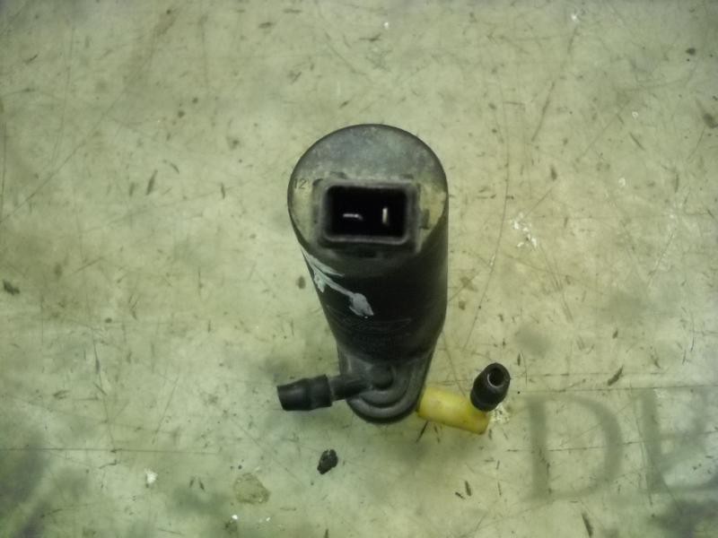 Recambio de bomba limpia para ford fiesta (cbk) ghia referencia OEM IAM   