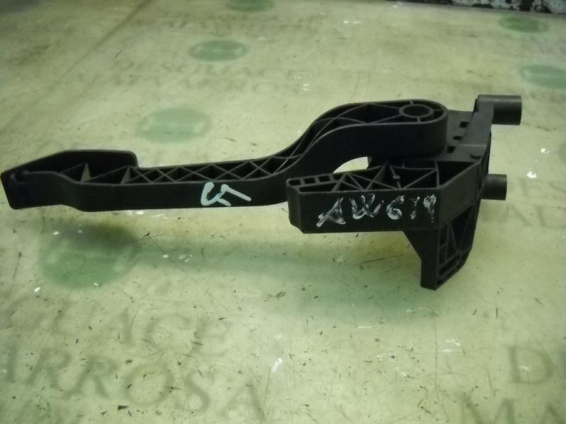 Recambio de potenciometro pedal para opel corsa c elegance referencia OEM IAM   