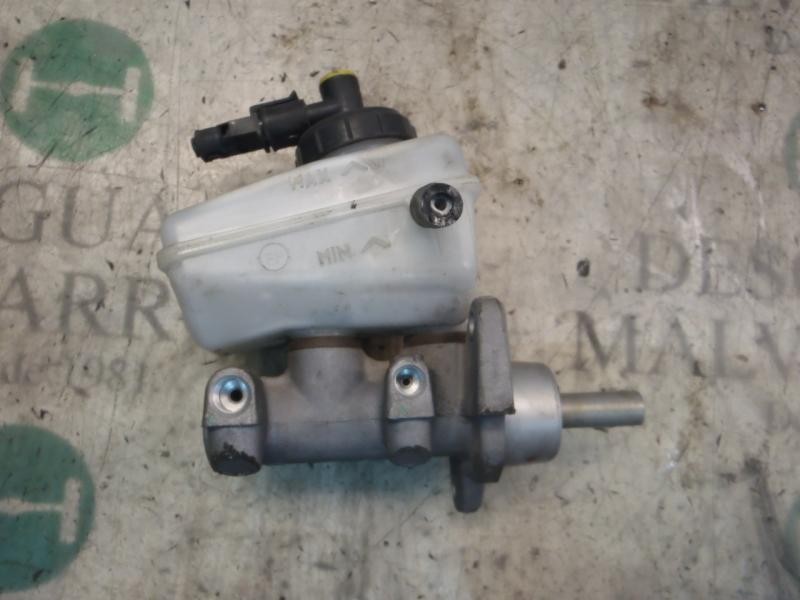 Recambio de bomba freno para dacia logan ambiance referencia OEM IAM 6001548946  