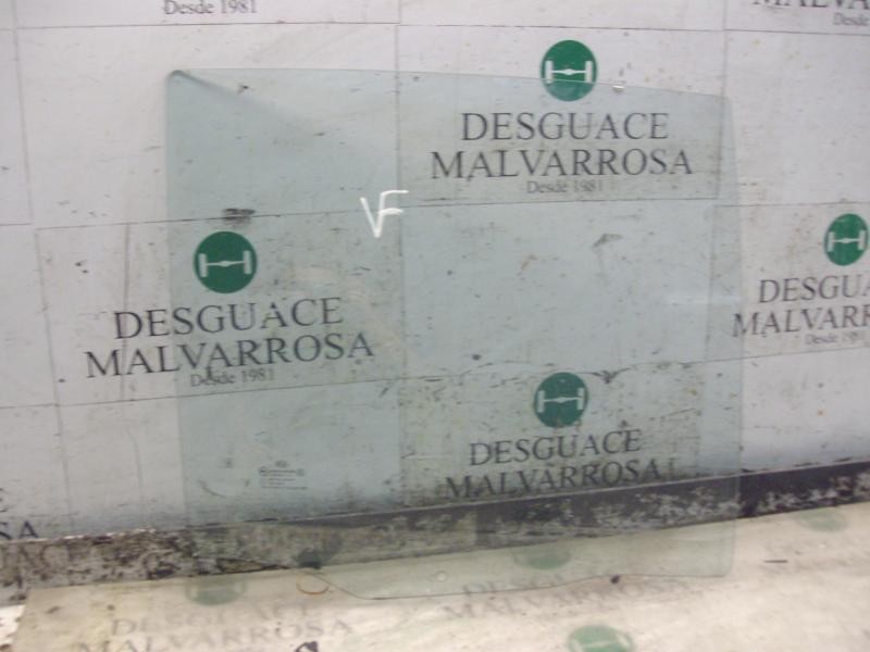 Recambio de cristal puerta trasero derecho para kia carens (un) 2.0 crdi referencia OEM IAM 834211D000  