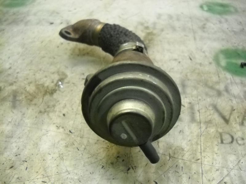 Recambio de valvula egr para volvo s40 berlina 1.9 turbodiesel referencia OEM IAM   