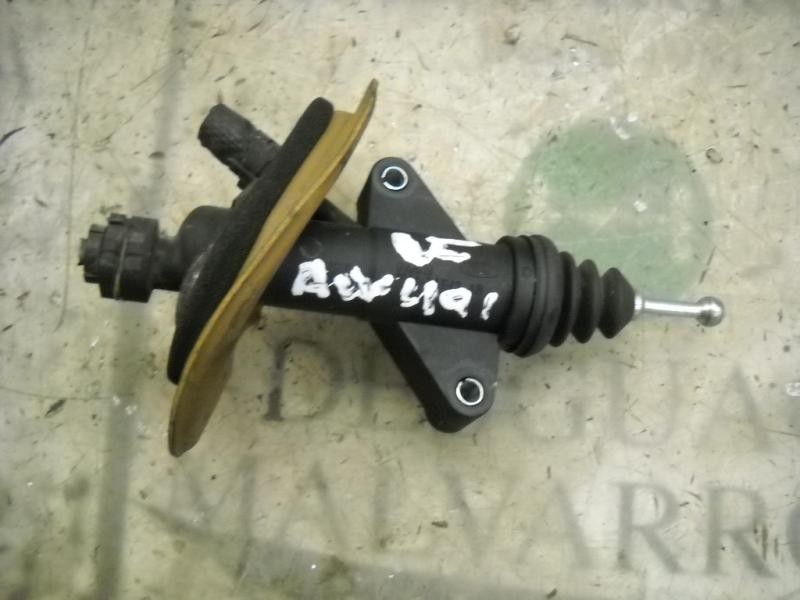 Recambio de bomba embrague para ford mondeo berlina (ge) ambiente referencia OEM IAM   