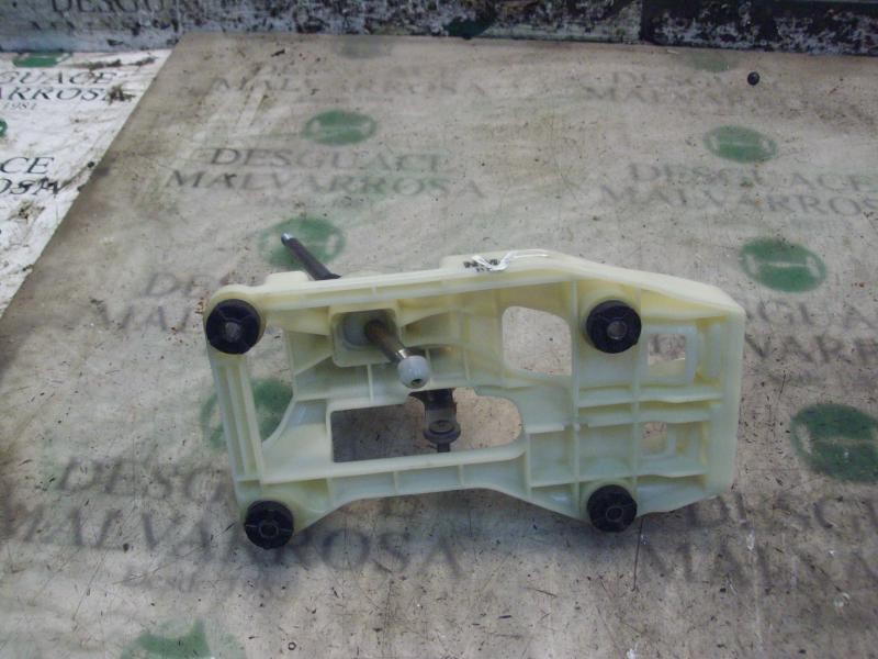 Recambio de palanca cambio para hyundai sonata (nf) 2.0 crdi comfort i referencia OEM IAM 437303K000  