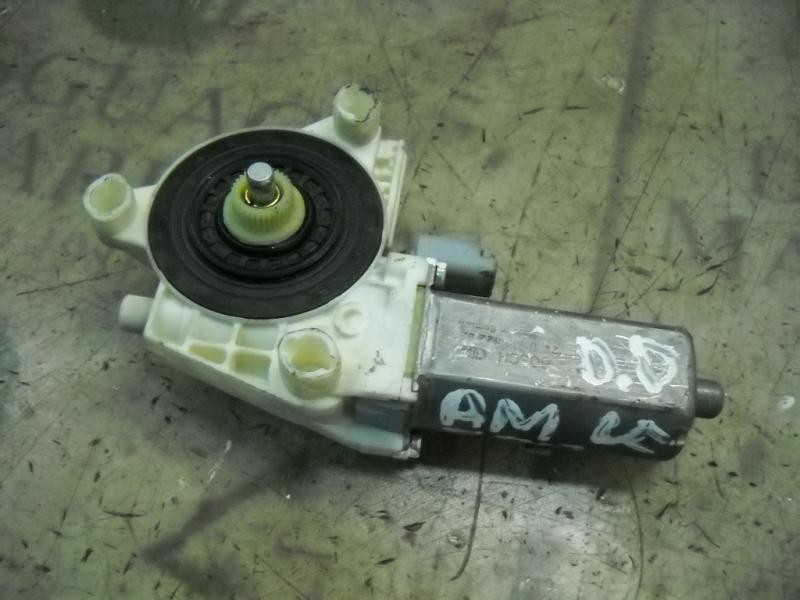 Recambio de motor elevalunas delantero derecho para peugeot 307 (s1) xr referencia OEM IAM   