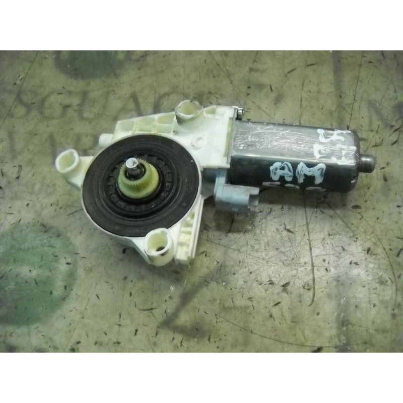 Recambio de motor elevalunas delantero izquierdo para peugeot 307 (s1) xr referencia OEM IAM   