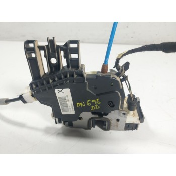 CERRADURA PUERTA DELANTERA DERECHA A1667200435 A1667200435 