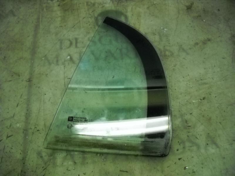 Recambio de cristal puerta trasero izquierdo para opel vectra c berlina club referencia OEM IAM   