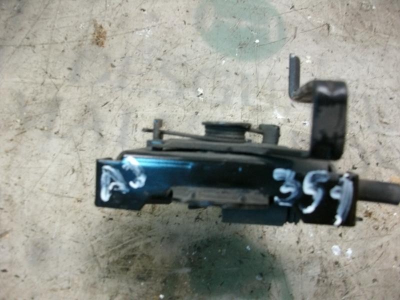 Recambio de cerradura capot para hyundai matrix (fc) 1.6 gls referencia OEM IAM 8113017000  