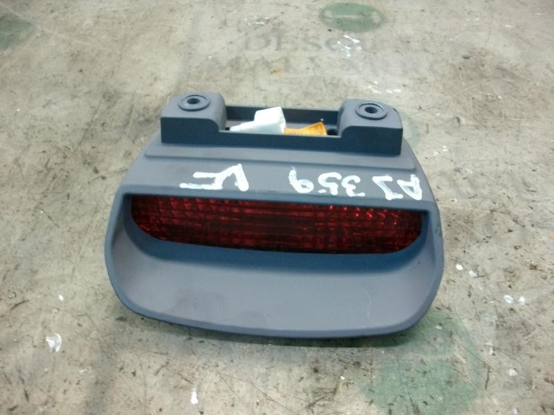 Recambio de piloto trasero central para hyundai matrix (fc) 1.6 gls referencia OEM IAM 9275017000LT  