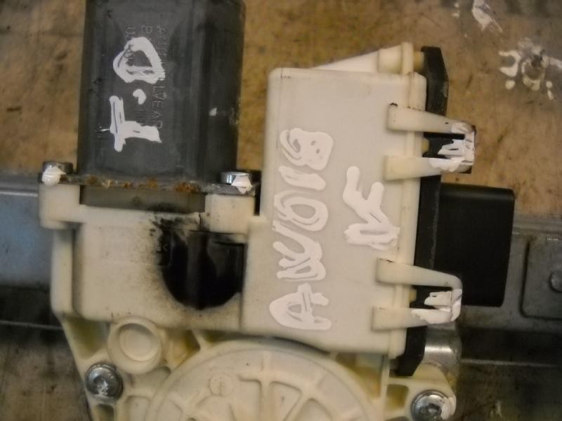 Recambio de elevalunas trasero derecho para citroën c4 berlina exclusive referencia OEM IAM   