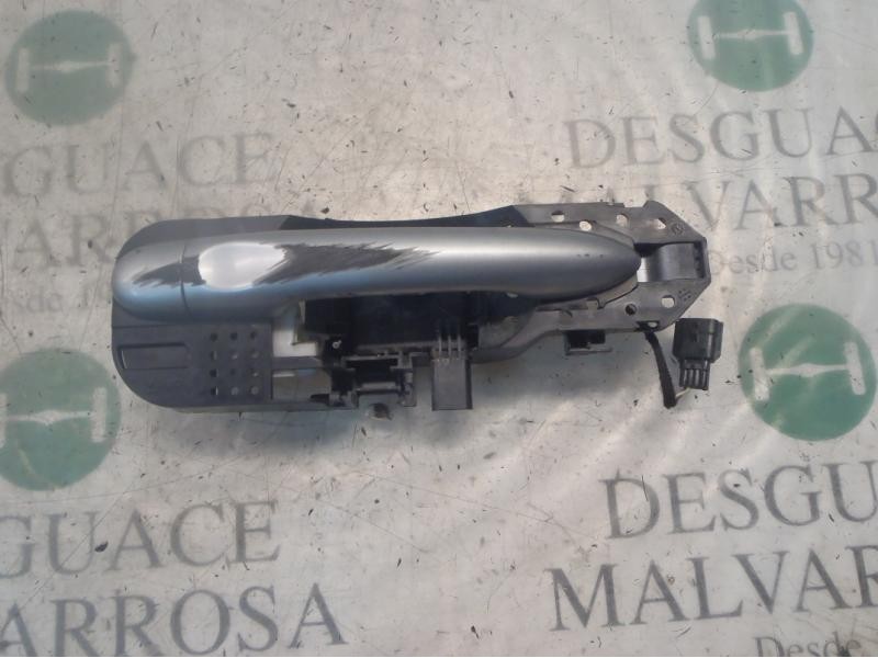 Recambio de maneta exterior delantera derecha para renault megane iii berlina 5 p expression referencia OEM IAM   