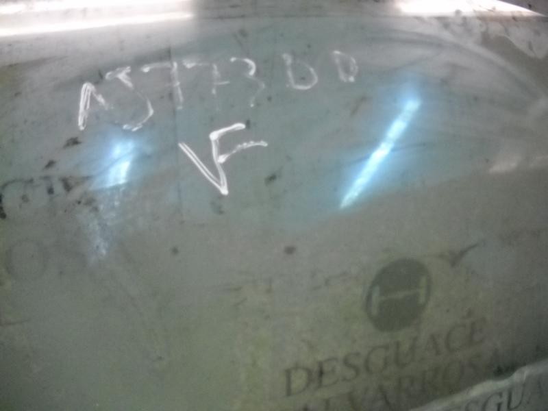 Recambio de cristal puerta delantero derecho para fiat punto berlina (188) 1.9 jtd cat referencia OEM IAM   