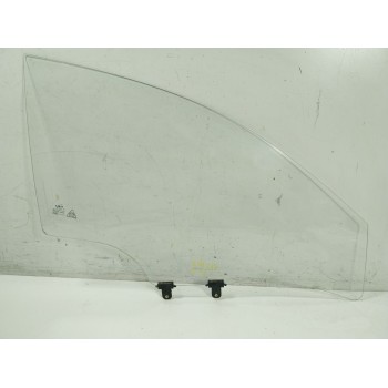CRISTAL PUERTA DELANTERO DERECHO 82420H8131 
