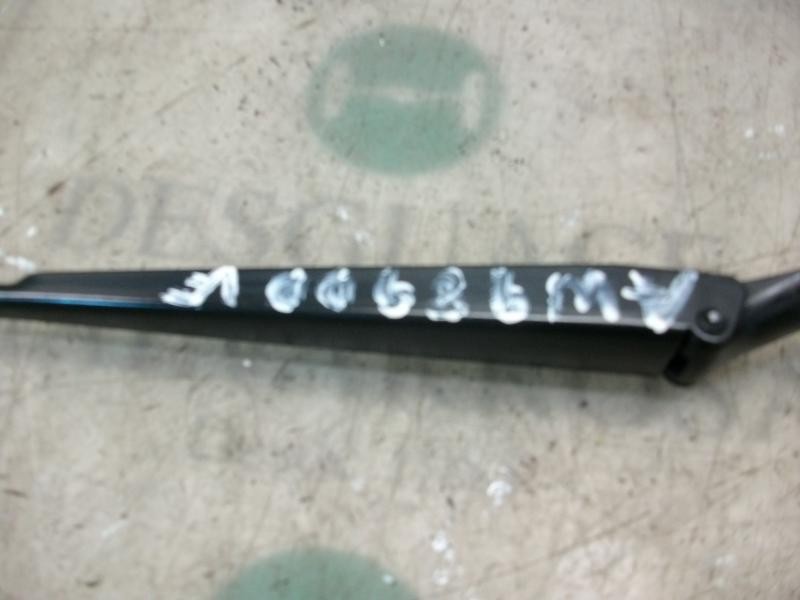 Recambio de brazo limpia delantero derecho para peugeot 307 (s1) xr referencia OEM IAM   