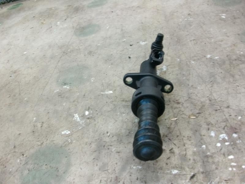 Recambio de bombin embrague para peugeot 307 (s1) xr referencia OEM IAM   