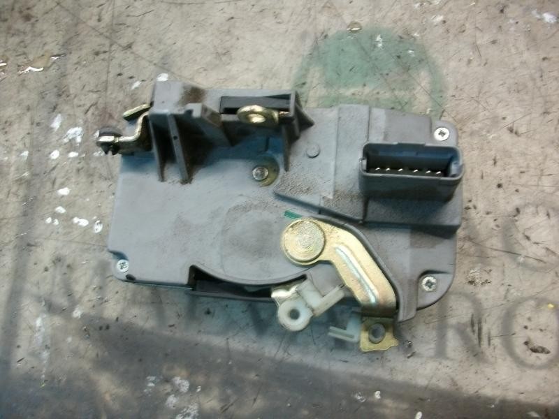 Recambio de cerradura puerta delantera izquierda para peugeot 307 (s1) xr referencia OEM IAM   