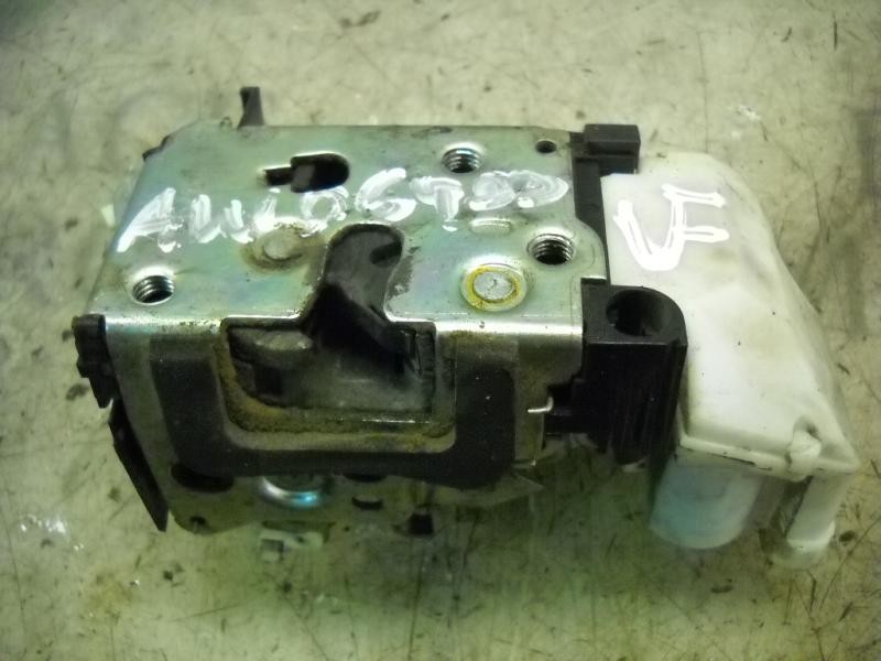 Recambio de cerradura puerta delantera derecha para fiat punto berlina (188) referencia OEM IAM 46536070  