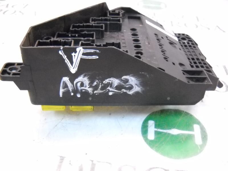 Recambio de caja reles / fusibles para mg mg zs zs 120 referencia OEM IAM   