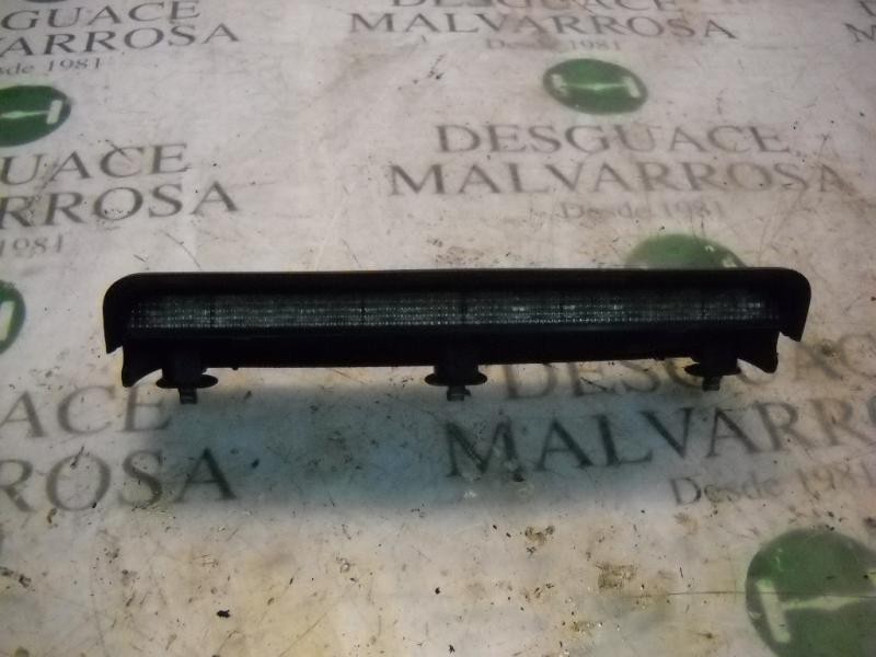 Recambio de piloto trasero central para opel corsa c comfort referencia OEM IAM   