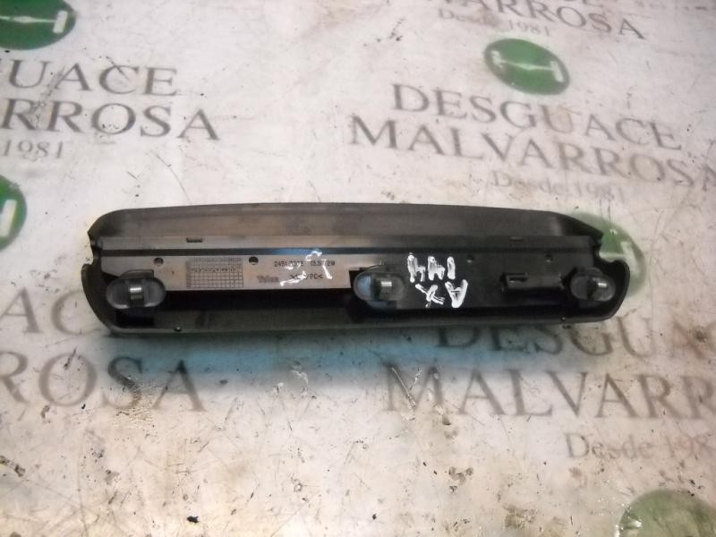 Recambio de piloto trasero central para opel corsa c comfort referencia OEM IAM   