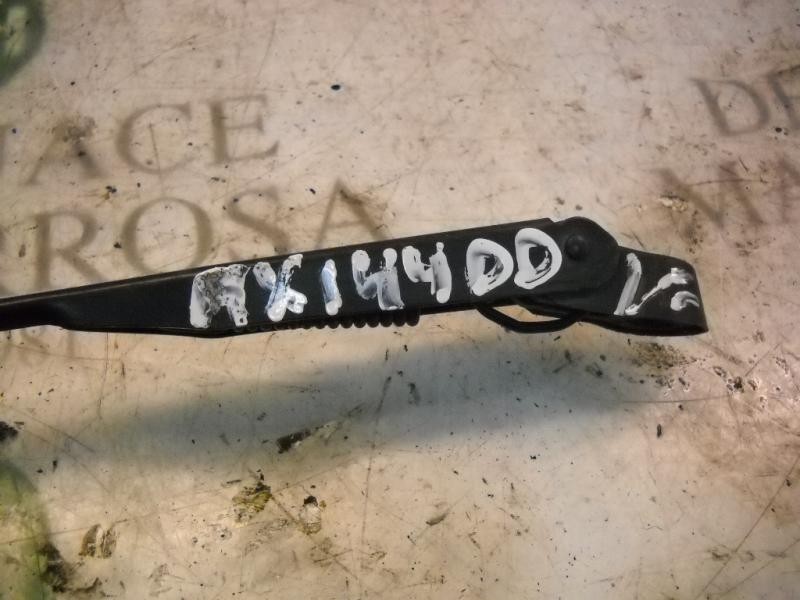 Recambio de brazo limpia delantero derecho para opel corsa c comfort referencia OEM IAM   