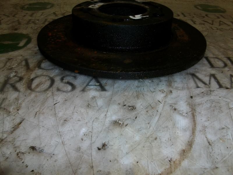 Recambio de disco freno trasero para volkswagen golf iv berlina (1j1) highline referencia OEM IAM   