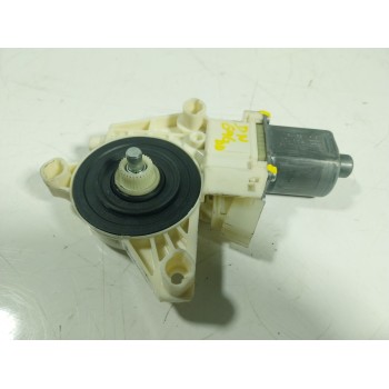 MOTOR ELEVALUNAS DELANTERO DERECHO A2469065200 A2469065200 