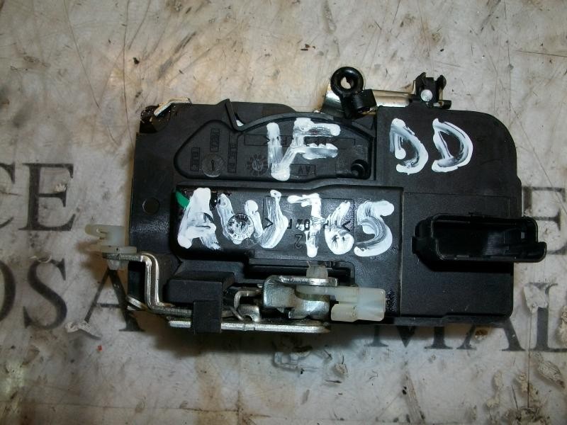 Recambio de cerradura puerta delantera derecha para citroën berlingo 1.6 16v hdi referencia OEM IAM   