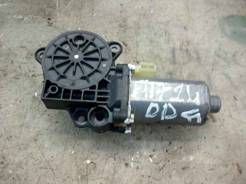 Recambio de motor elevalunas delantero derecho para ford fiesta (cbk) ghia referencia OEM IAM   
